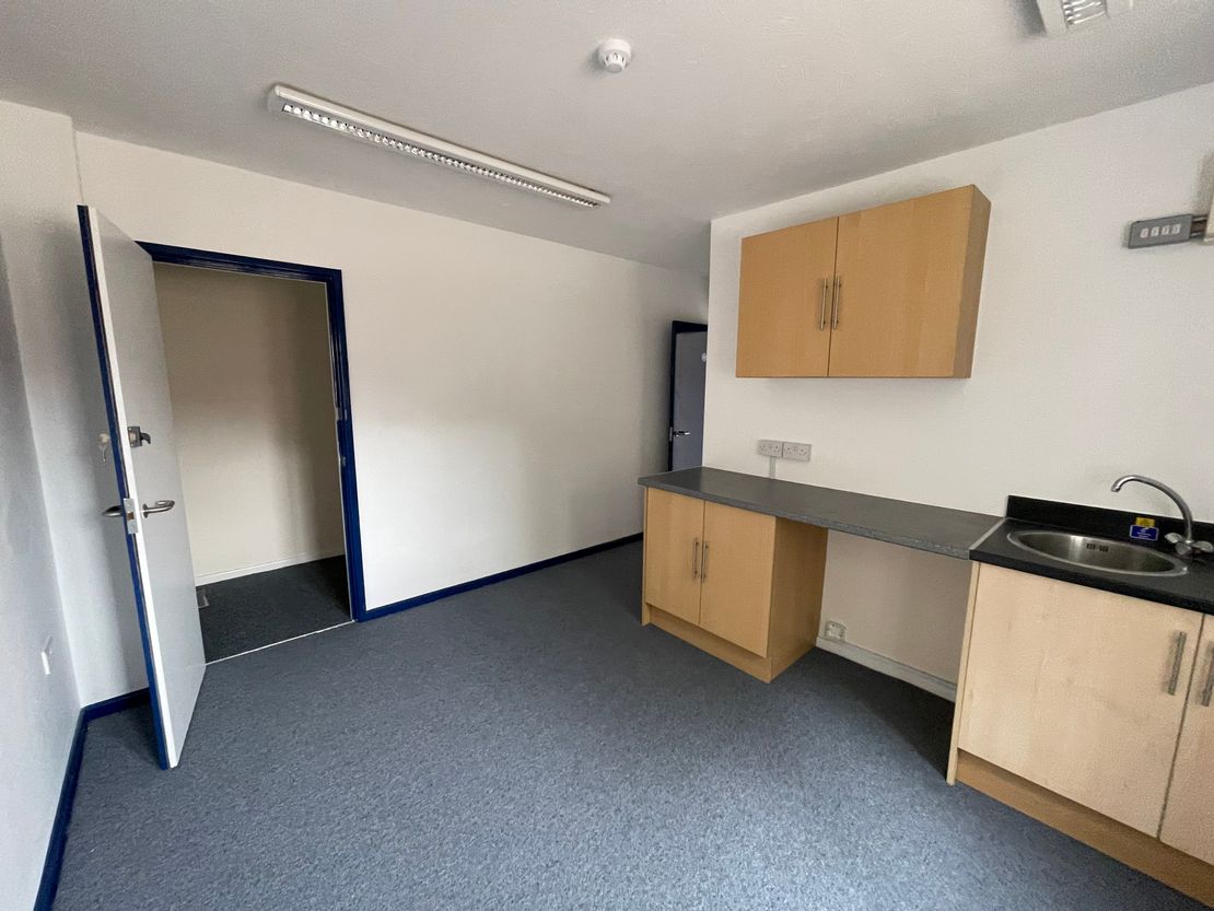 4A Edward Park, Grange Way, Colchester, Essex, CO2 8FZ
