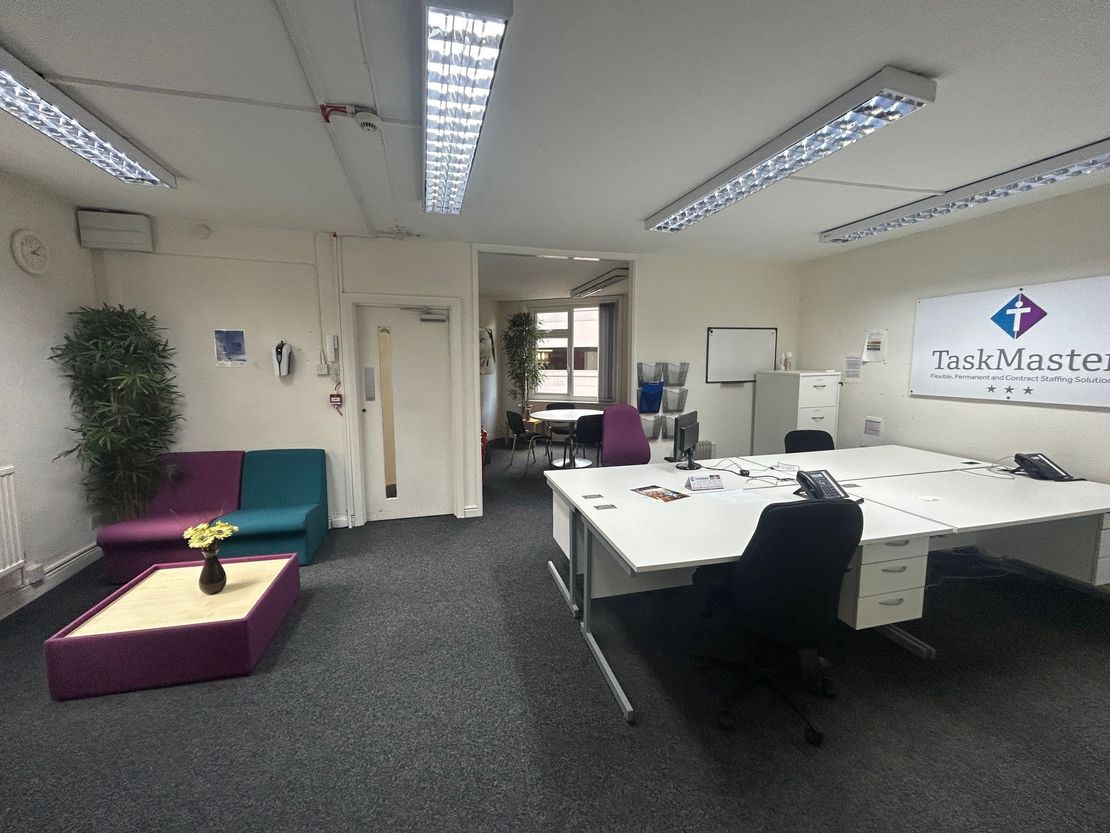 First & Second Floors, 10 Bond Street, Leeds, West Yorkshire, LS1 5EY