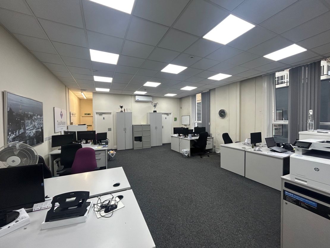 First & Second Floors, 10 Bond Street, Leeds, West Yorkshire, LS1 5EY