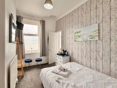 Property Image for Bowies Lodge, 218 Promenade, Blackpool, FY1