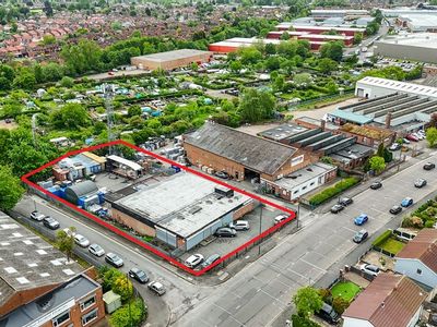 Property Image for 17 Glaisdale Drive East, Bilborough, Nottingham, Nottinghamshire, NG8 4LY