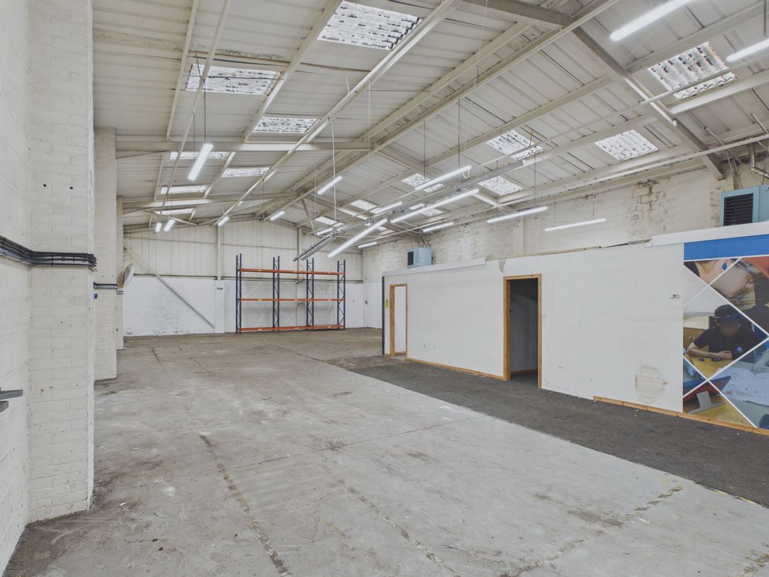 Unit 8 Hartford Way, Sealand Industrial Estate, Chester, CH1 4NT