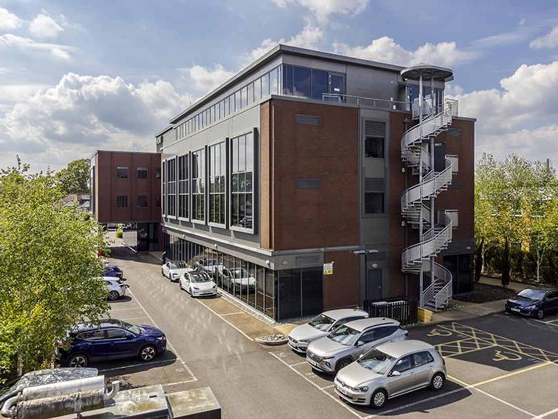 Avon Business Centre, 435 Stratford Road, Shirley, Solihull, B90 4AA