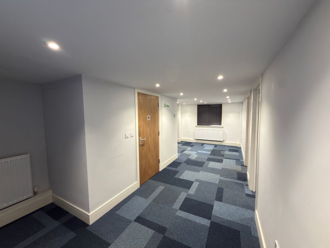 6-7 Palace Industrial Estate, Bircholt Road, Maidstone, Kent, ME15 9XU