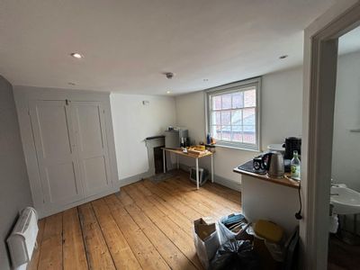 Property Image for Second Floor, 18A London Road, Southampton, SO15 2AF