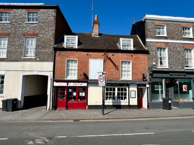 Property Image for Investment For Sale, 15 The Broadway, Newbury, West Berkshire, RG14 1AS