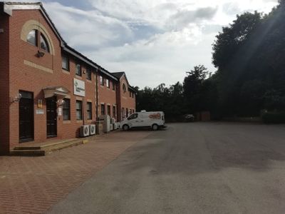 Property Image for 3 Tanners Yard, London Road, Bagshot, GU19 5HD