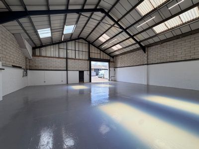 Property Image for 17 Redhills Road, South Woodham Ferrers, Chelmsford, Essex, CM3 5UP