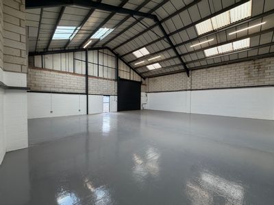 Property Image for 17 Redhills Road, South Woodham Ferrers, Chelmsford, Essex, CM3 5UP