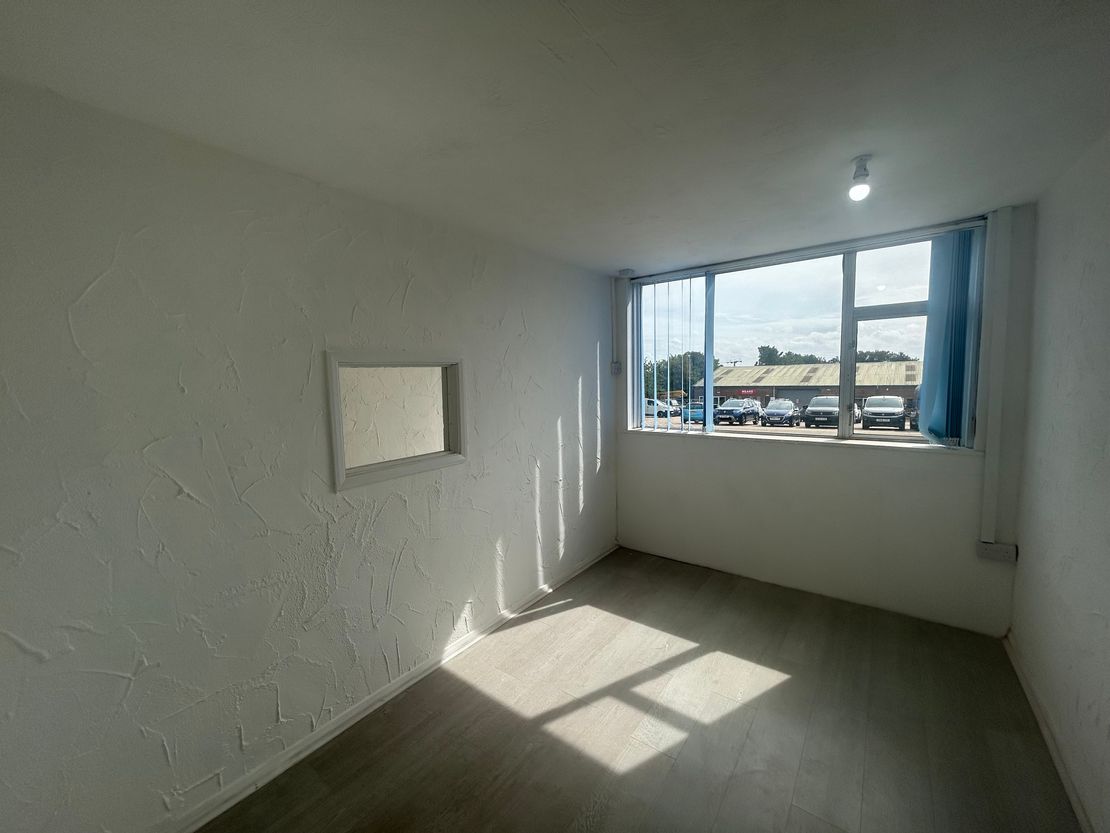 Unit 4, Telegraph Hill Industrial Estate, Laundry Road, Minster, Ramsgate, Kent, CT12 4HY