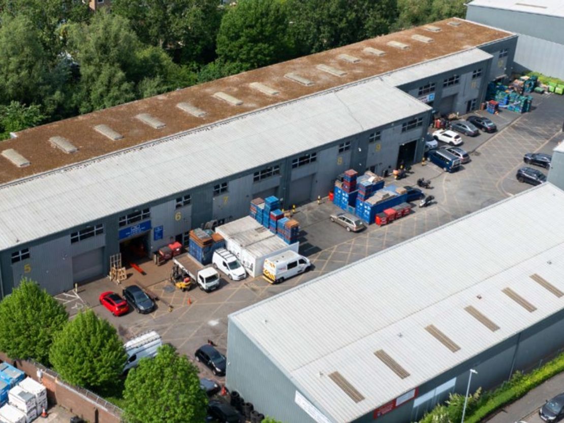 Unit 11, IO Centre, Kimpton Park Way, Sutton, Surrey, SM3 9BW