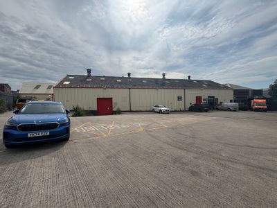 Property Image for Tilehouse, 35A Ings Road, Wakefield, West Yorkshire, WF1 1DY