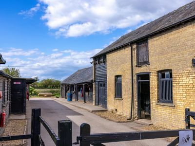 Property Image for Haggis Farm, Cambridge Road, Cambridge, CB23 7AT