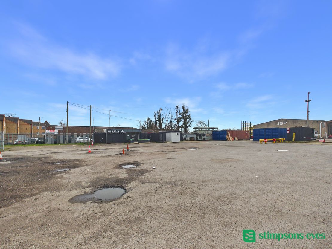 Plot 2 Ampthill Industrial Estate, Ampthill Road, Bedford, MK42 9JP