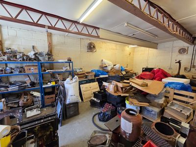 Property Image for Unit 1, 148 Kings Road, Newbury, West Berkshire, RG14 5RG
