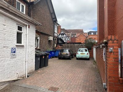 Property Image for 89 High Street, Tonbridge, TN9 1DR