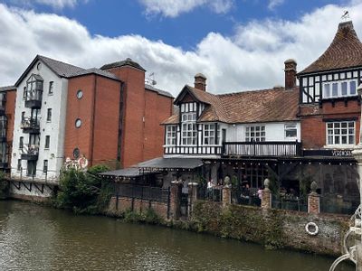 Property Image for 89 High Street, Tonbridge, TN9 1DR
