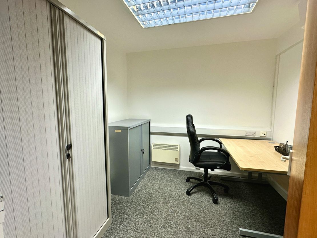 8 St Thomas Road, Stopsley, Luton, LU2 7NY