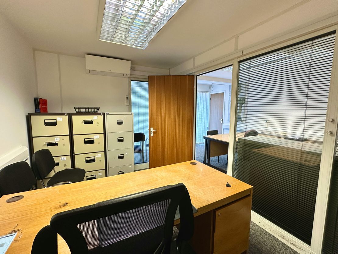 8 St Thomas Road, Stopsley, Luton, LU2 7NY