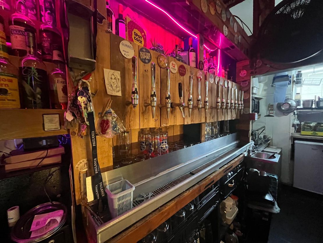 Dukes, 31, Duke Street, Edinburgh, EH6 8HH