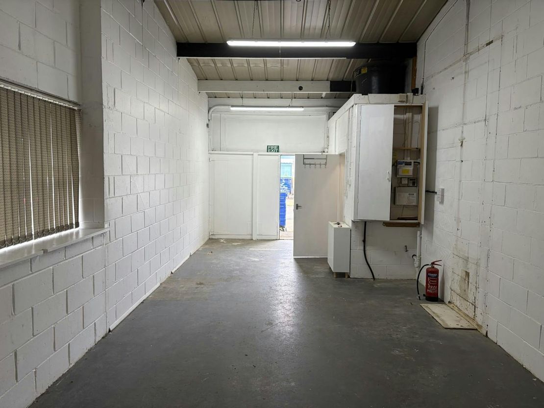 14 Fiddlebridge Industrial Centre, Lemsford Road, Hatfield, AL10 0DE