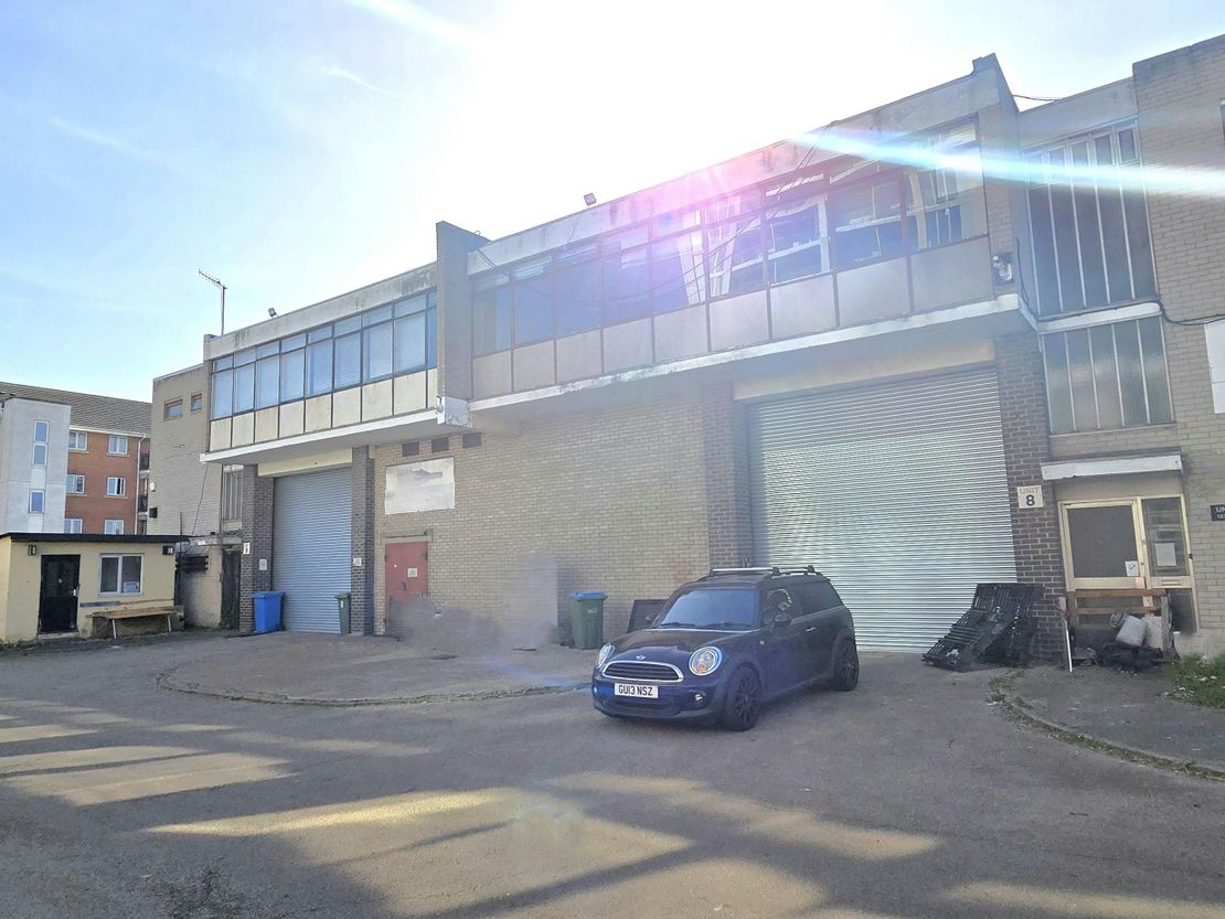 Unit 7, Unit 8 & Unit 9, Lyndean Industrial Estate, Felixstowe Road, Abbey Wood, London, SE2 9SG