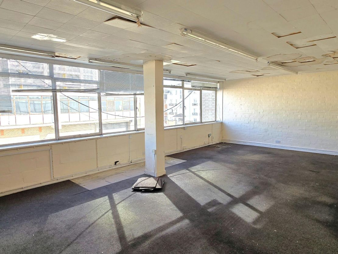 Unit 7 & Unit 8, Lyndean Industrial Estate, Felixstowe Road, Abbey Wood, London, SE2 9SG