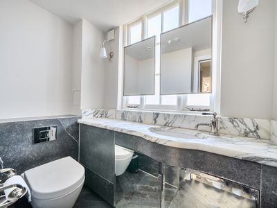 Property Image for 46 Hertford Street, London, Greater London, W1J 7DP