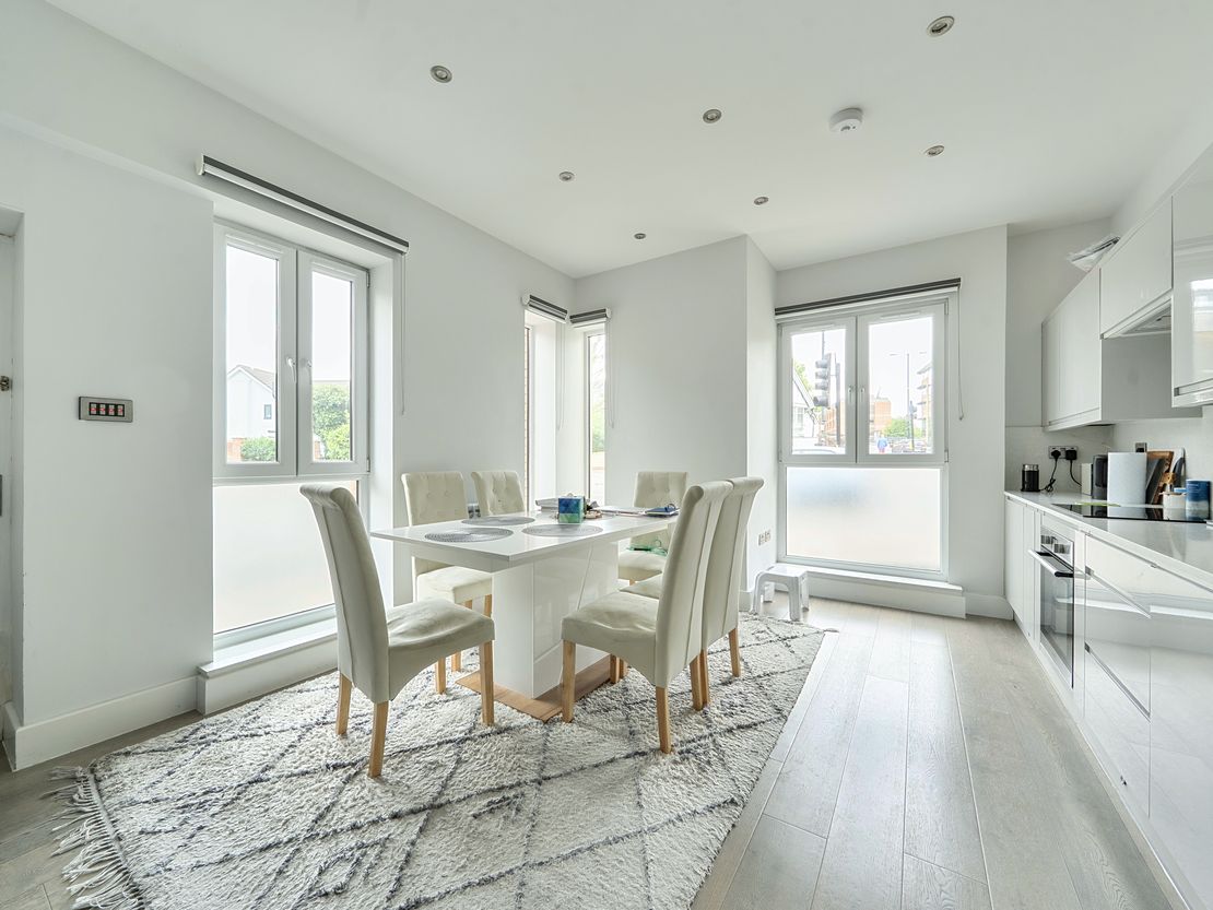 117 London Road, Twickenham, TW1 1EE