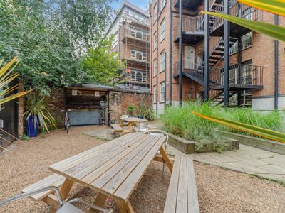 Property Image for 9 Holyrood Street, London, SE1 2EL