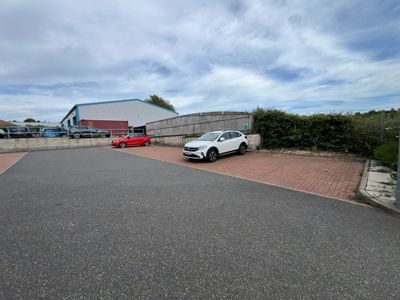 Property Image for 30 Wharfedale Road, Ipswich, Suffolk, IP1 4JP