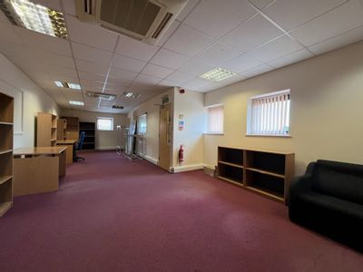 Property Image for 30 Wharfedale Road, Ipswich, Suffolk, IP1 4JP