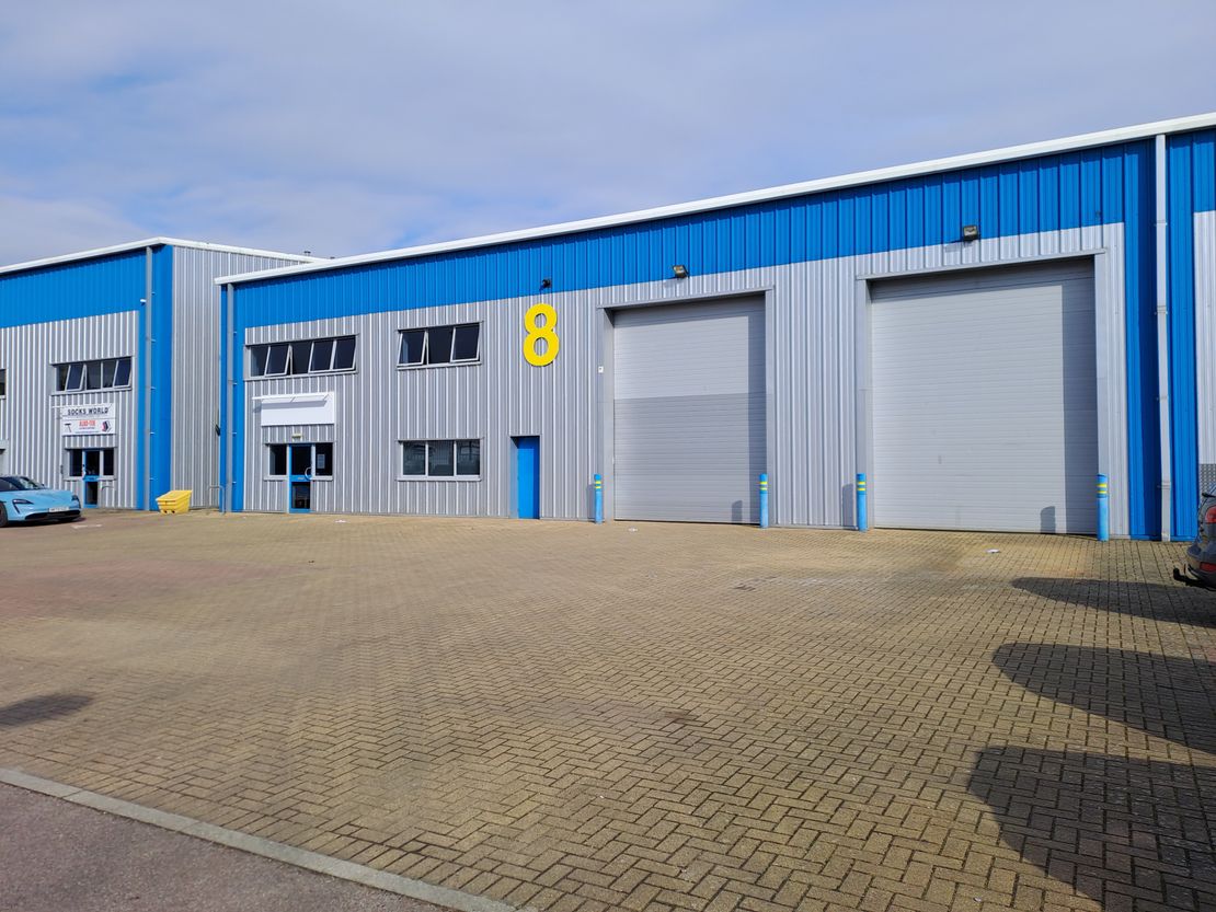 Unit 8 The IO Centre, Hearle Way, Hatfield, Hertfordshire, AL10 9EW