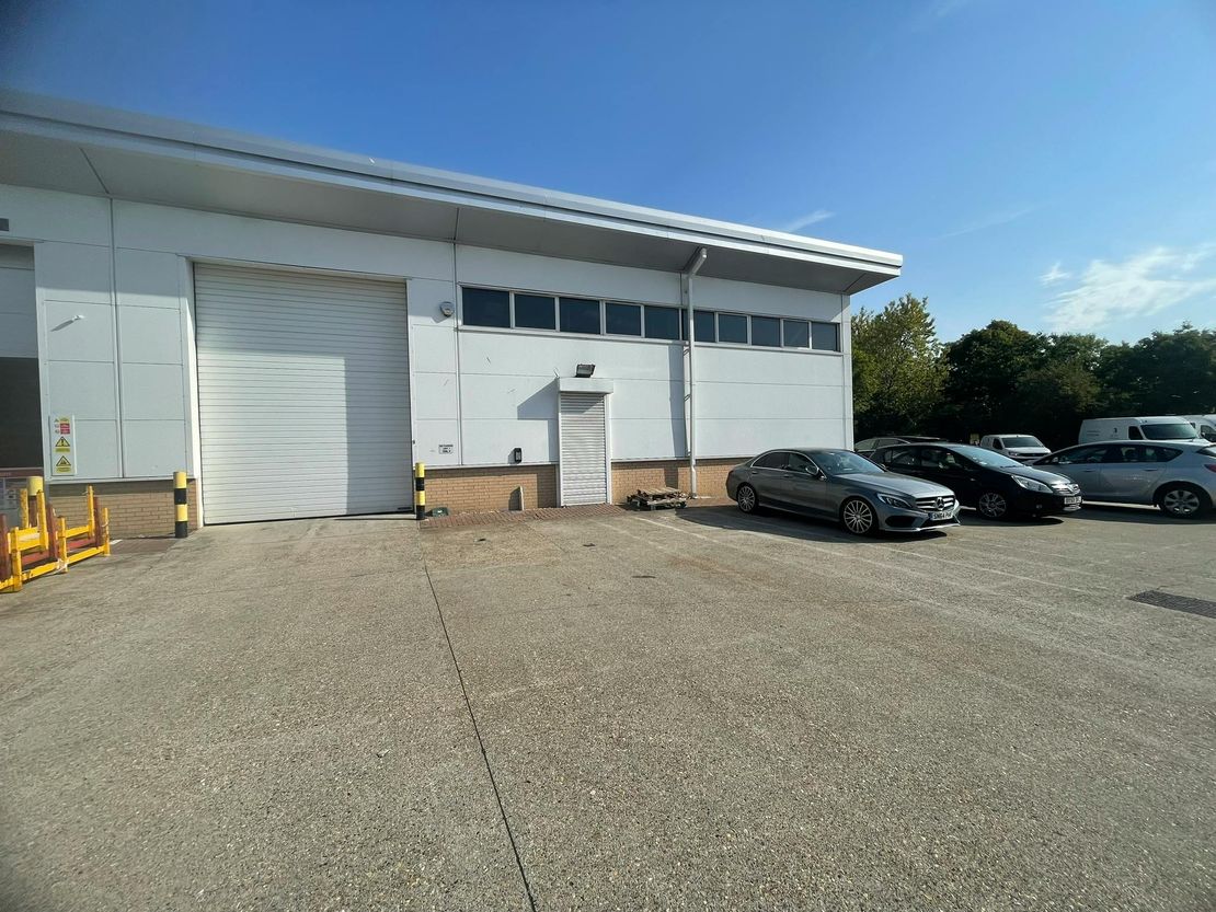 Unit 1 Gateway Business Centre, Thamesmead, London, SE28 0EZ