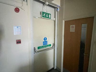 Property Image for Unit 1 Gateway Business Centre, Thamesmead, London, SE28 0EZ