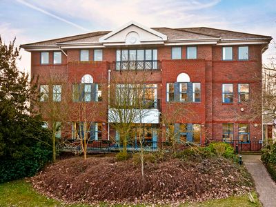 Property Image for Victoria Court, 17-21 Ashford Road, Maidstone, Kent, ME14 5DA