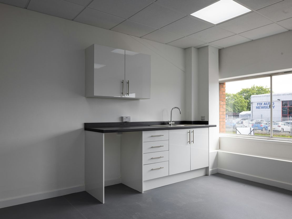 Unit B2, Hambridge Road Industrial Estate, Newbury, RG14 5SS