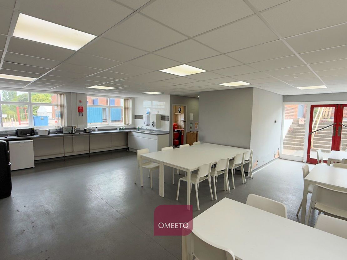 13 Hallam Fields Business Park, Hallam Fields Road, Ilkeston, Derbyshire, DE7 4AZ