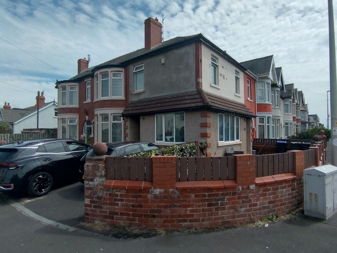Holmfield Road, Blackpool, FY2