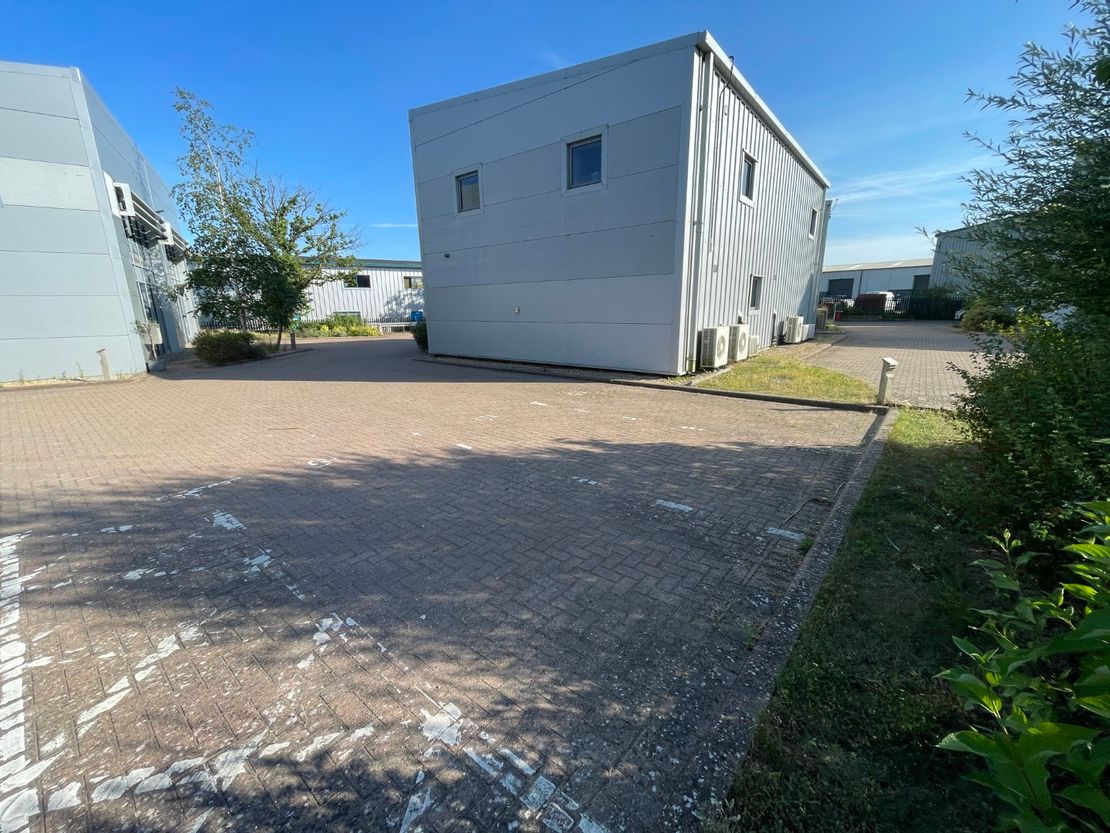 Unit 15, The Oak Trees Business Park, Orbital Park, Sevington, Ashford, Kent, TN24 0SY