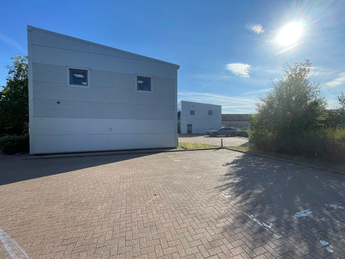 Unit 15, The Oak Trees Business Park, Orbital Park, Sevington, Ashford, Kent, TN24 0SY