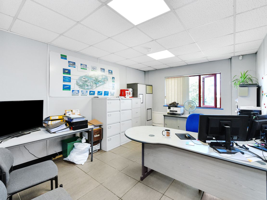 Dodwells Bridge Industrial Estate, 2 Jacknell Road, Hinckley, Leicestershire, LE10 3BS