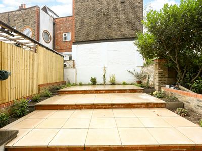 Property Image for Lower Ground, 179 West End Lane, West Hampstead, London, NW6 2LH