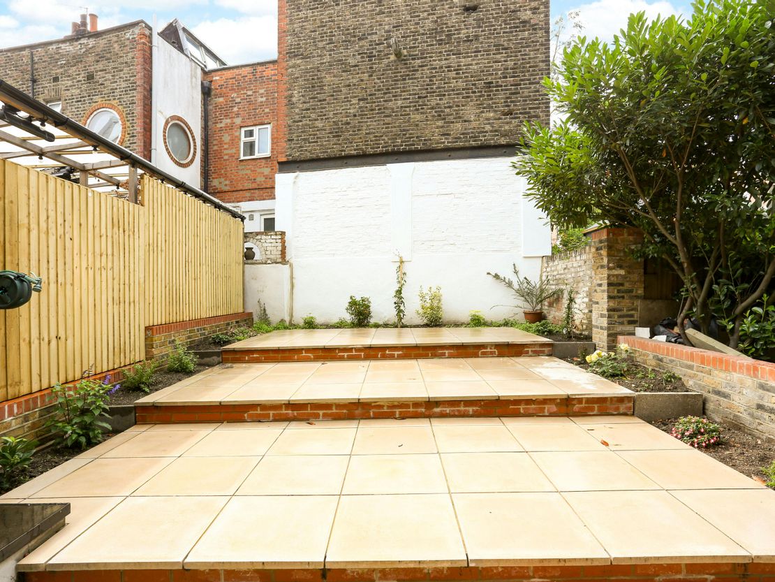 Lower Ground, 179 West End Lane, West Hampstead, London, NW6 2LH
