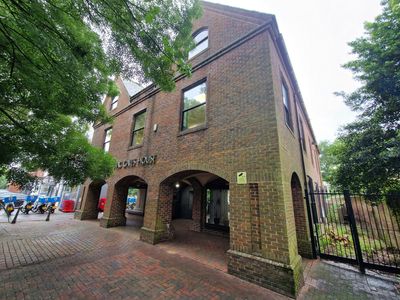 Property Image for Stag Gates House, 63-64 The Avenue, Southampton, SO17 1XS