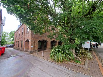 Property Image for Stag Gates House, 63-64 The Avenue, Southampton, SO17 1XS