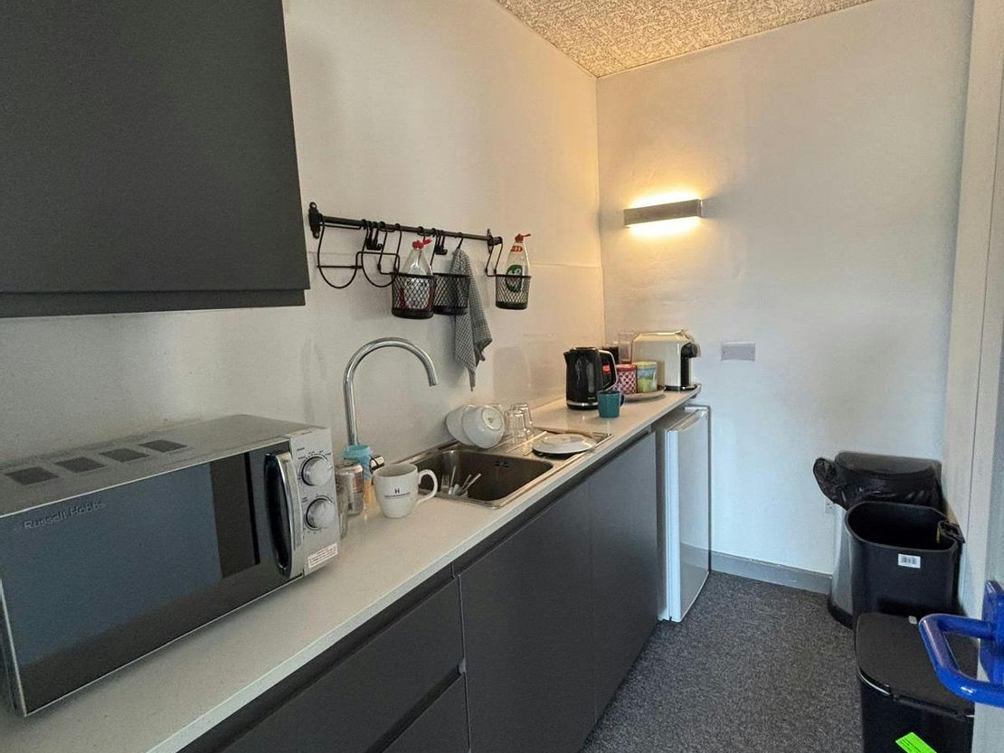 Office Suites, 2nd Floor, Marlborough House, 71 High Street, Kidlington, OX5 2DN