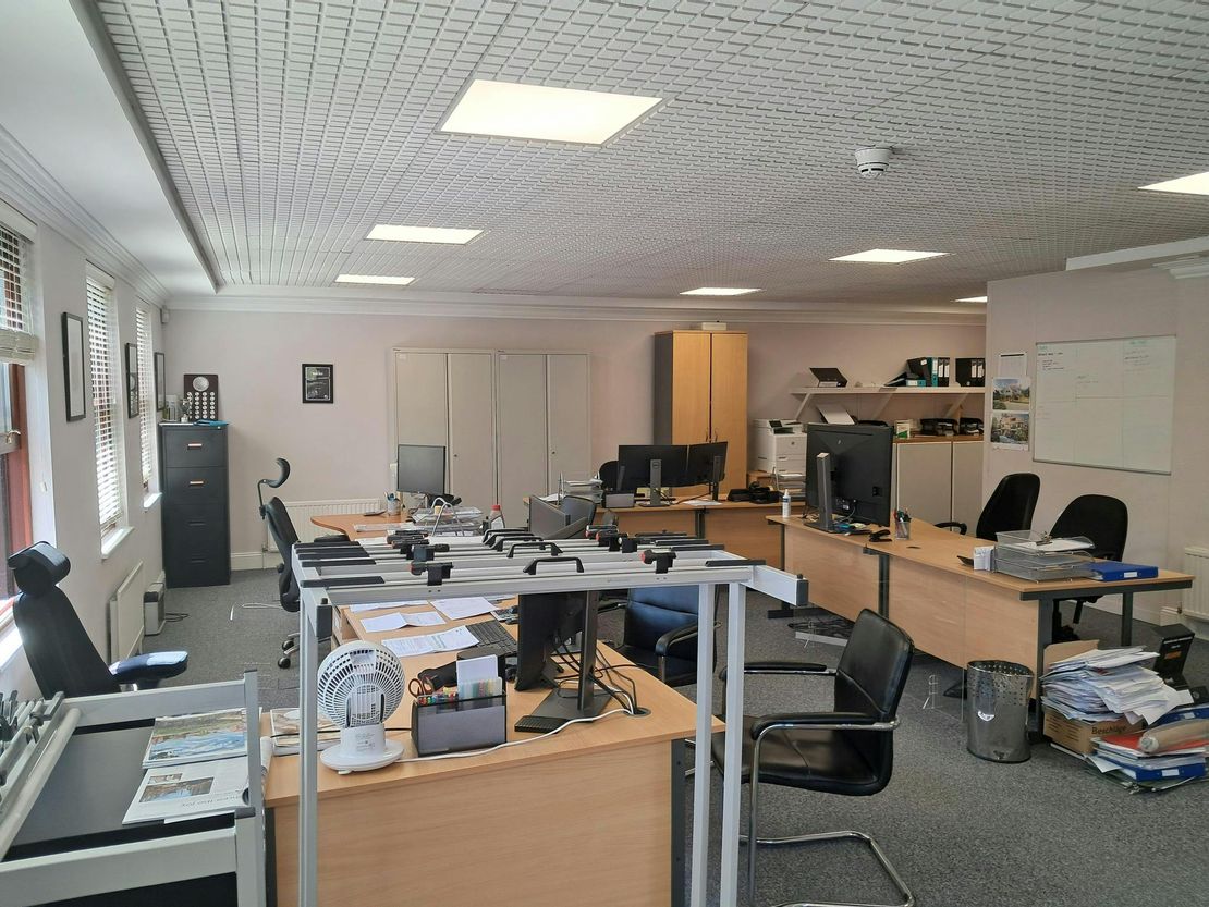 First Floor, 4 Cheapside Court, Sunninghill Road, Ascot, SL5 7RF