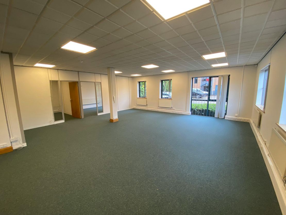 Unit 4, Carlton Court, Leeds, LS12 6LT