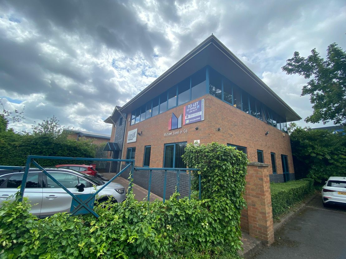 Unit 4, Carlton Court, Leeds, LS12 6LT